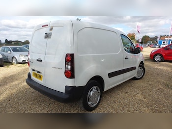 Used Peugeot Partner 2014 for sale - 76991765: Photo