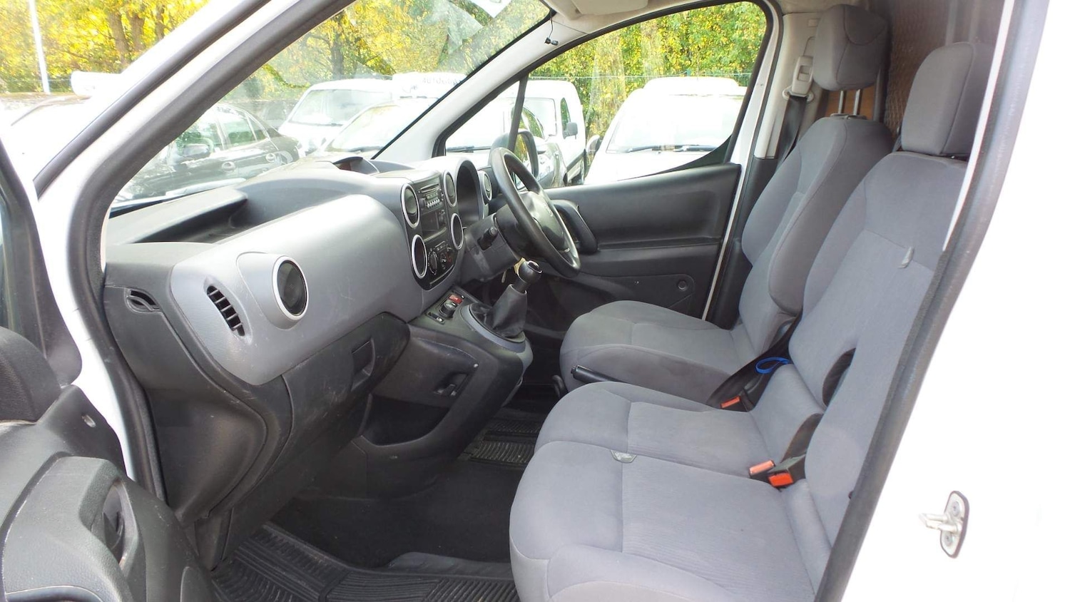 Used Peugeot Partner 2014 for sale - 76991765: Photo 8