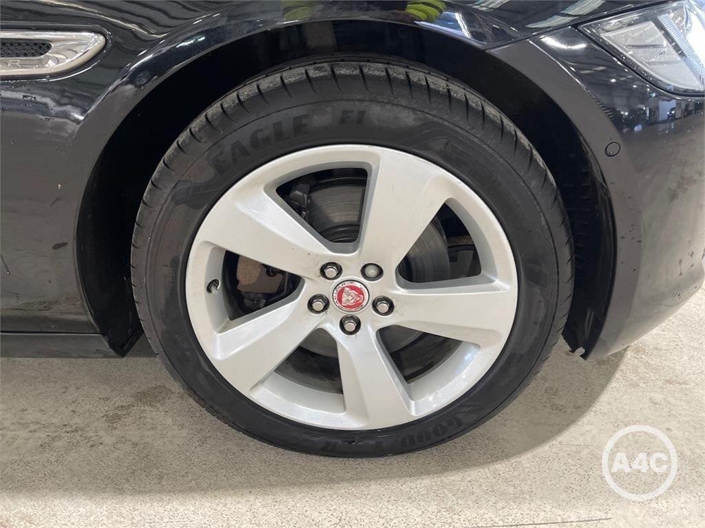 Used Jaguar XF 2016 for sale - 77109833: Photo 12