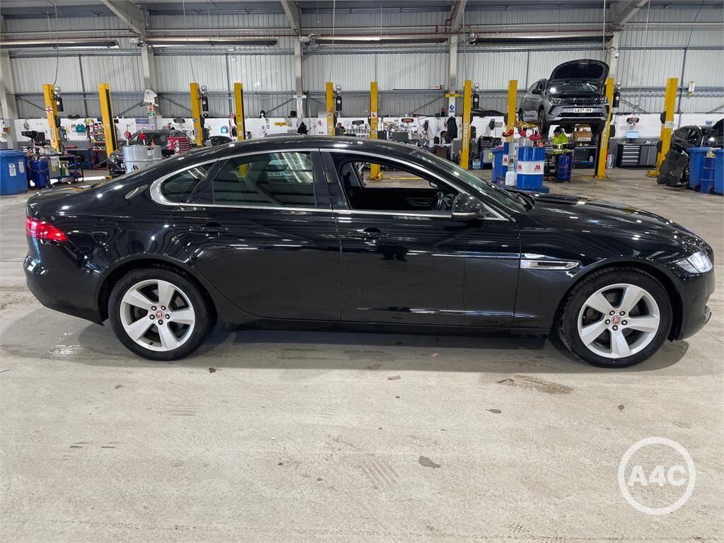 Used Jaguar XF 2016 for sale - 77109833: Photo 4