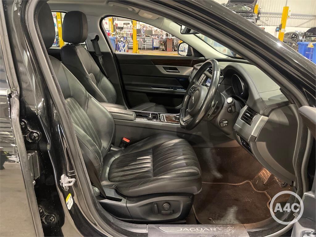 Used Jaguar XF 2016 for sale - 77109833: Photo 6