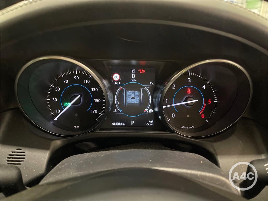 Used Jaguar XF 2016 for sale - 77109833: Photo 9