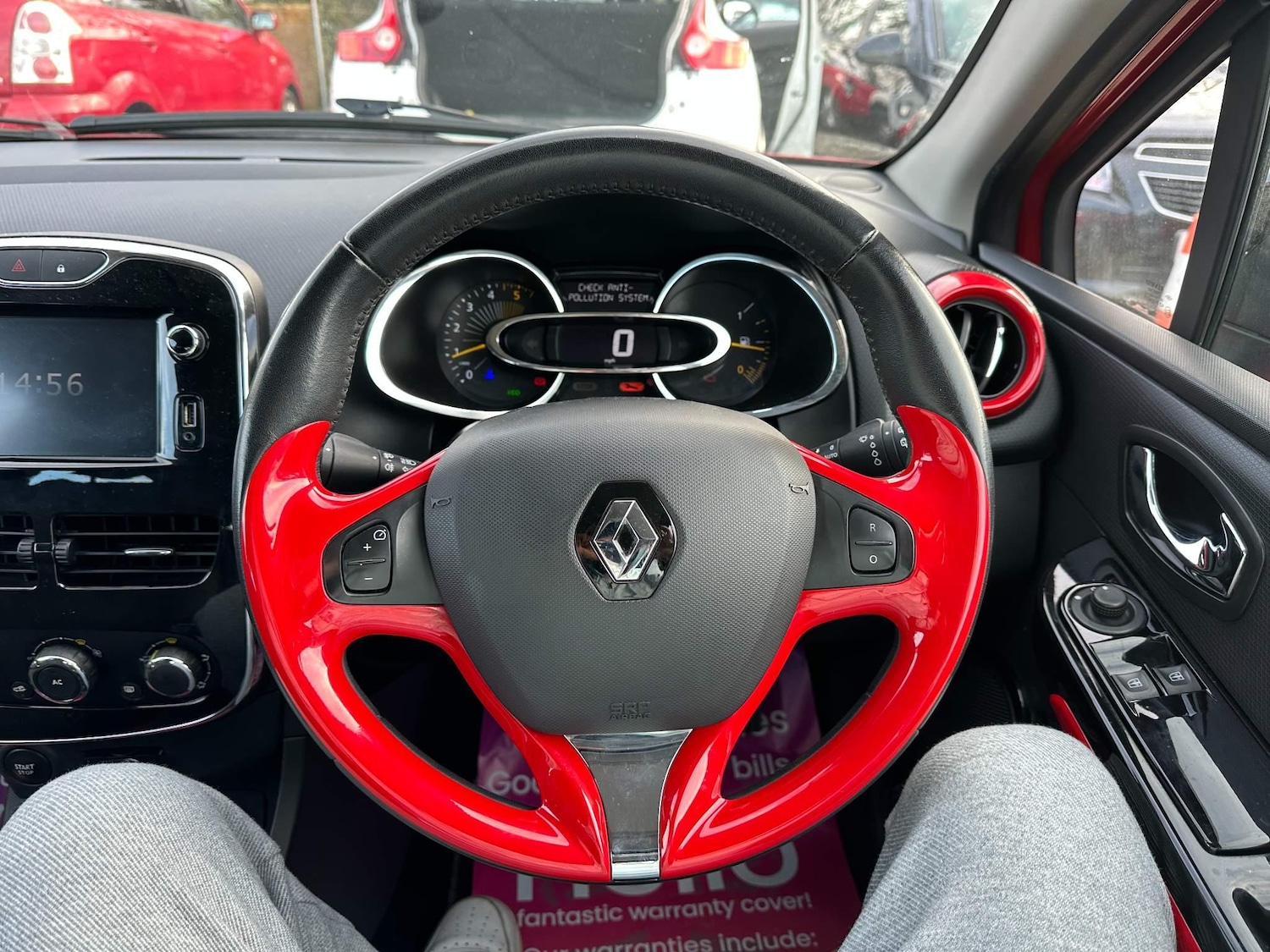 Used Renault Clio 2013 for sale - 76990253: Photo 11