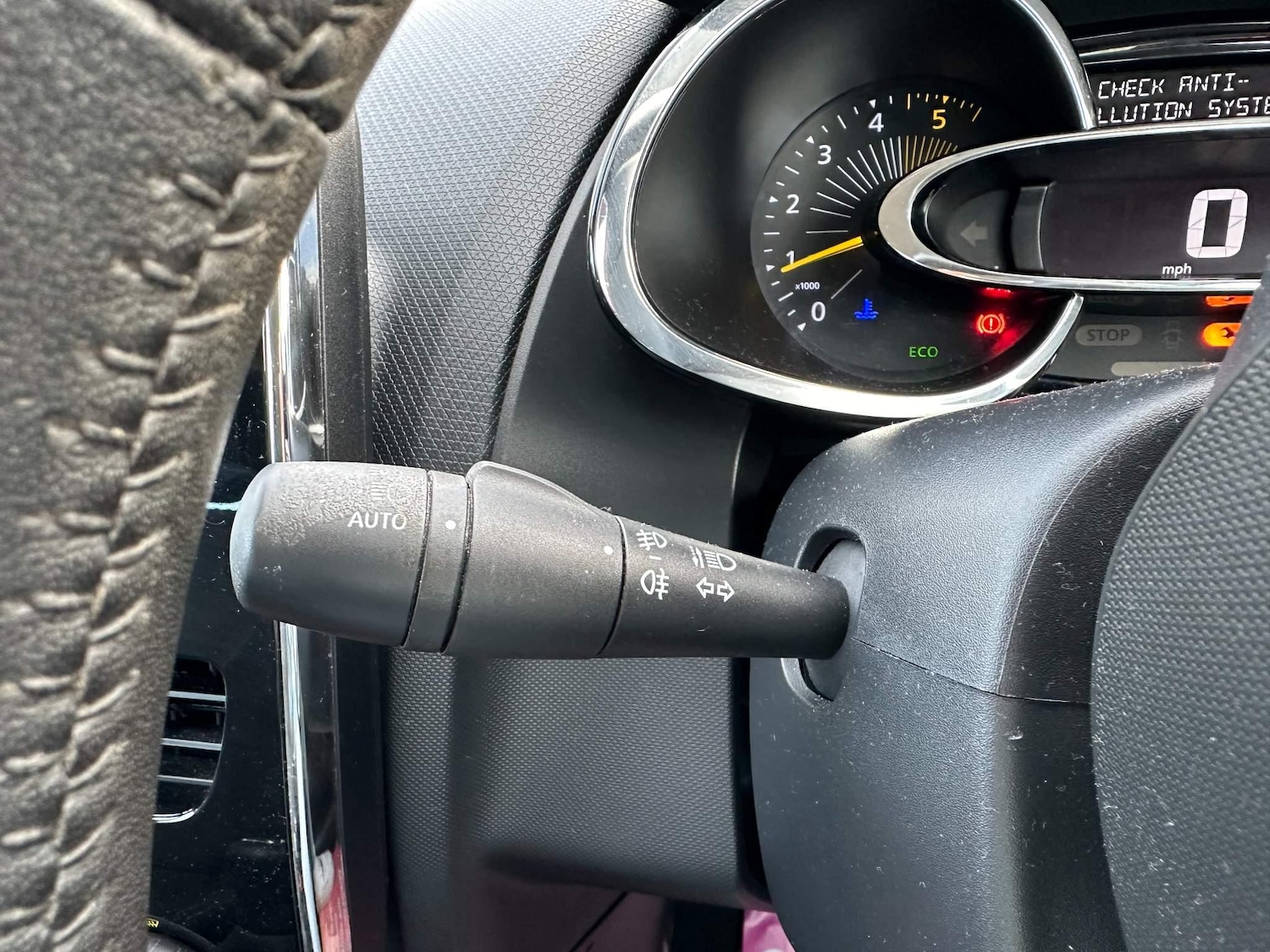 Used Renault Clio 2013 for sale - 76990253: Photo 21