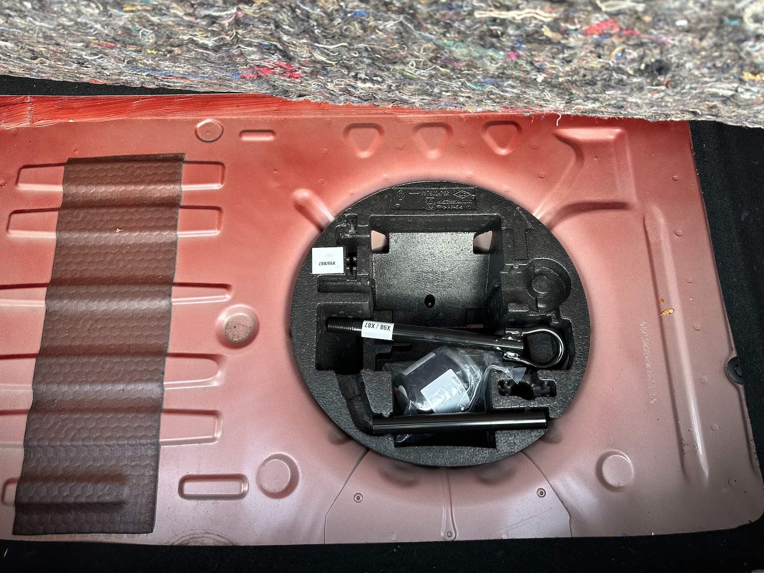 Used Renault Clio 2013 for sale - 76990253: Photo 26