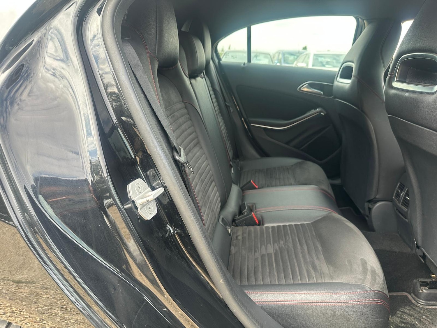 Used Mercedes-Benz A-Class 2017 for sale - 76988161: Photo 10