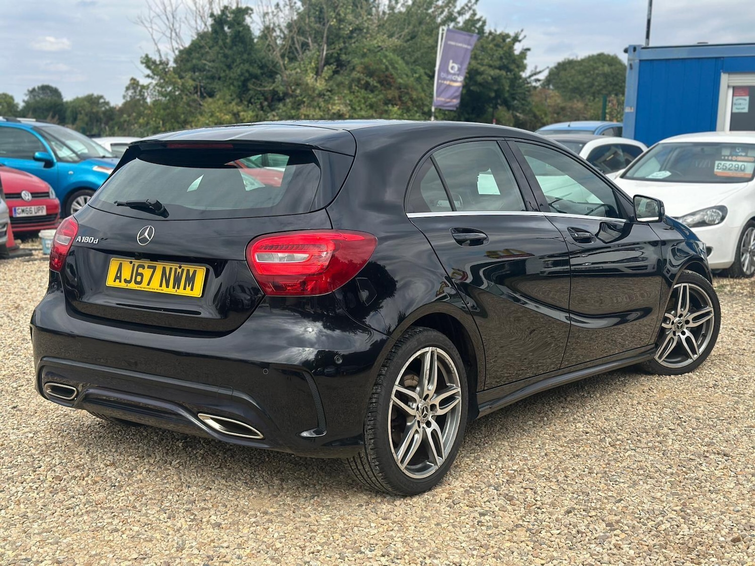 Used Mercedes-Benz A-Class 2017 for sale - 76988161: Photo 3