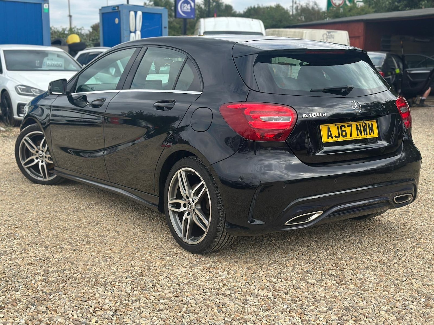 Used Mercedes-Benz A-Class 2017 for sale - 76988161: Photo 4