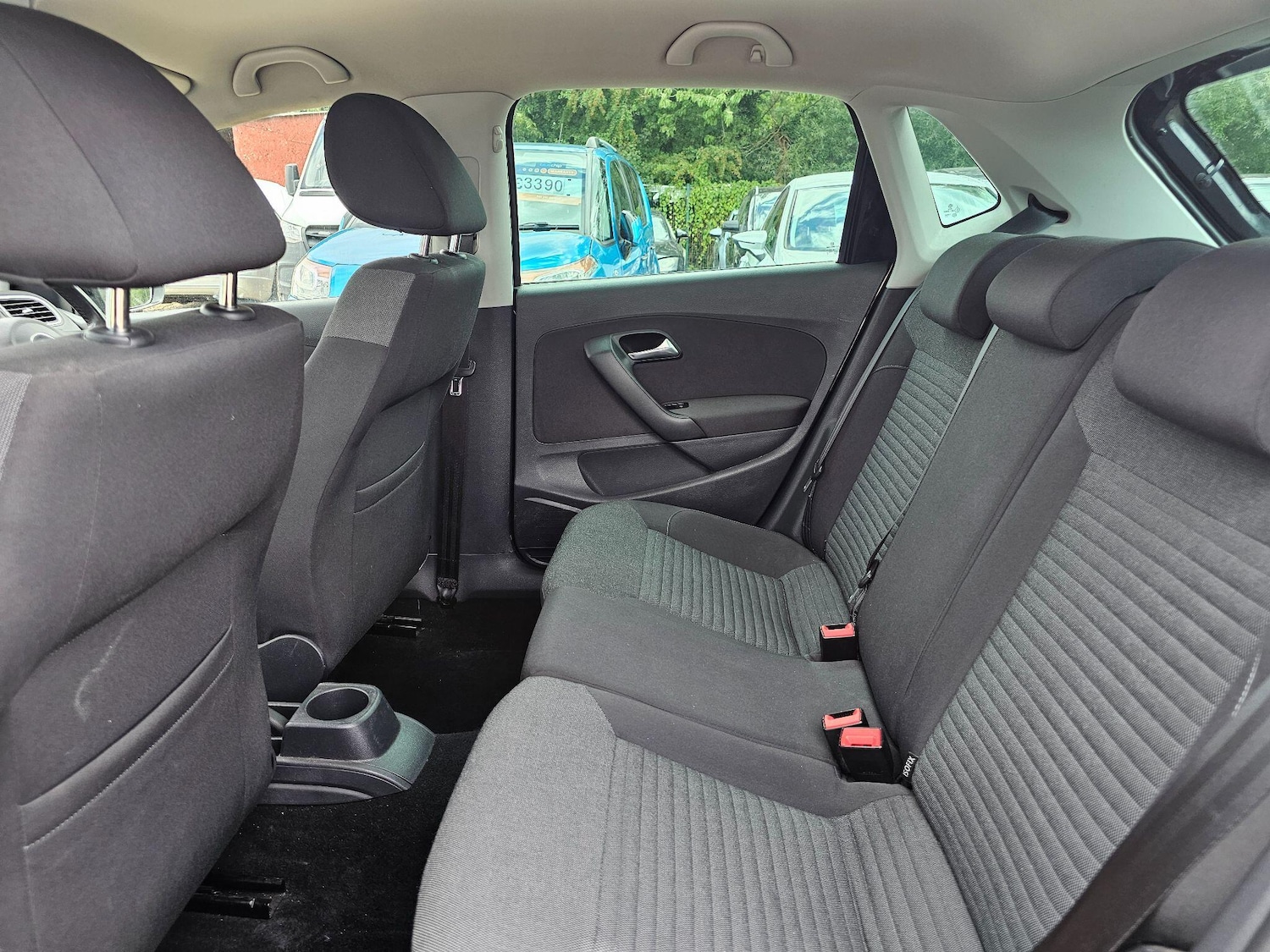 Used Volkswagen Polo 2011 for sale - 76991016: Photo 10