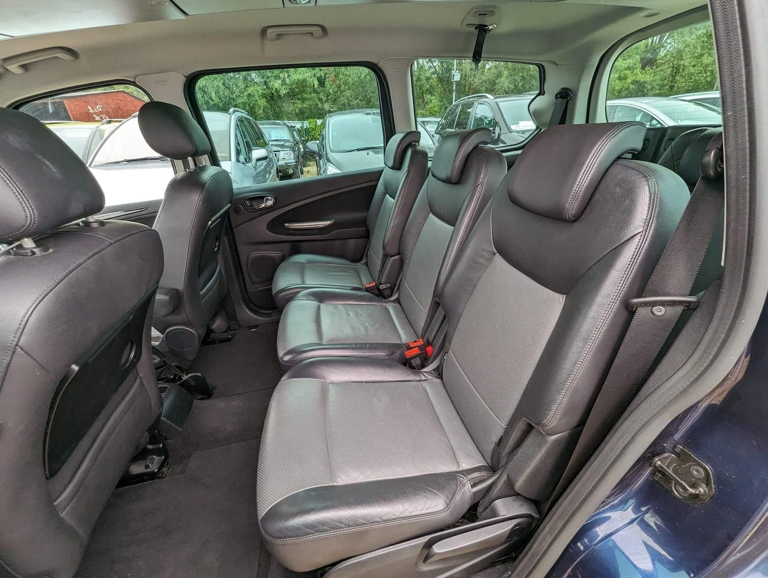 Used Ford Galaxy 2008 for sale - 76989386: Photo 10