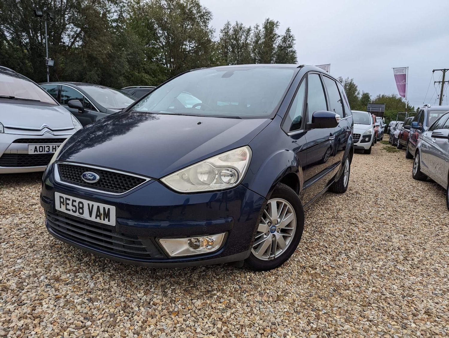 Used Ford Galaxy 2008 for sale - 76989386: Photo 2