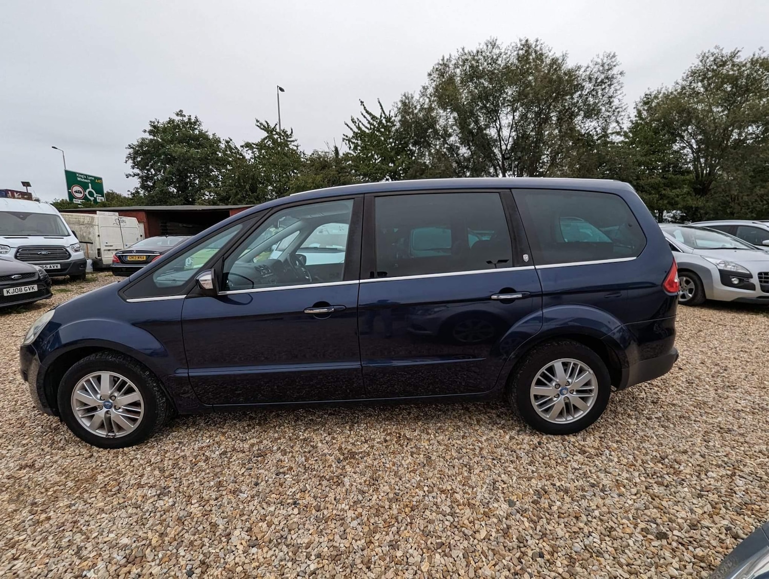 Used Ford Galaxy 2008 for sale - 76989386: Photo 6