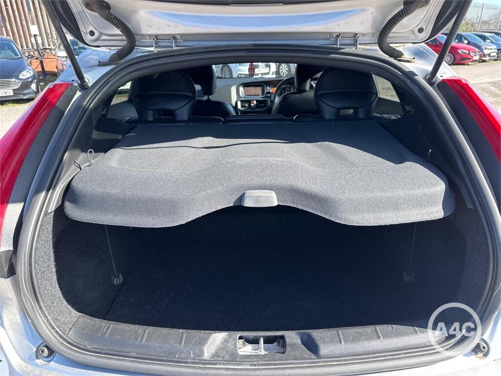 Used Volvo V40 2017 for sale - 78072738: Photo 12