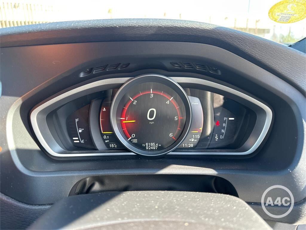 Used Volvo V40 2017 for sale - 78072738: Photo 9