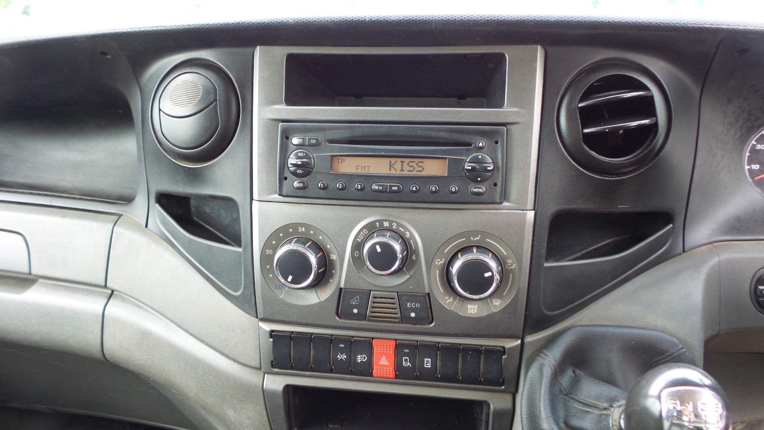 Used Iveco Daily 2015 for sale - 76259704: Photo 15