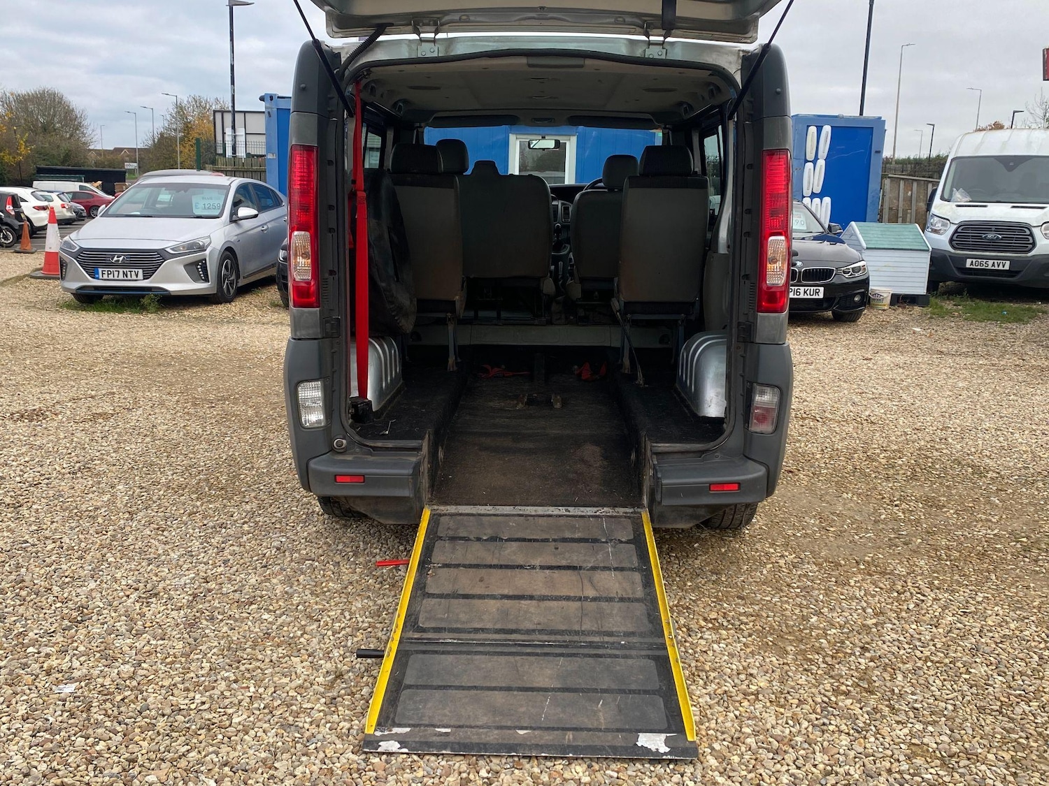 Used Vauxhall Vivaro 2009 for sale - 76689600: Photo 11