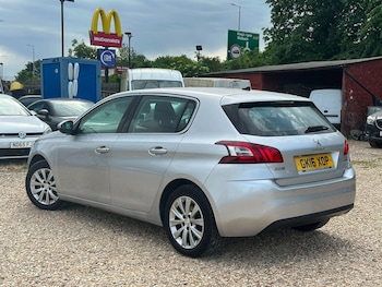 Used Peugeot 308 2016 for sale - 78752634: Photo