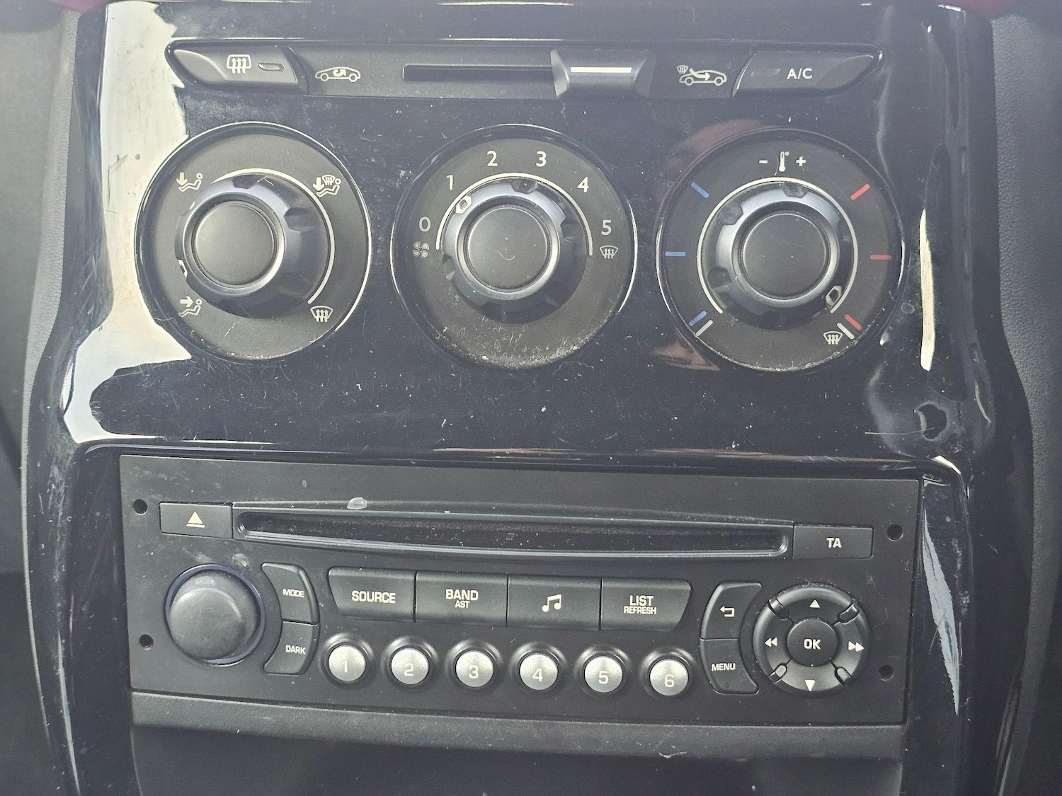 Used Citroen DS3 2014 for sale - 76528033: Photo 11