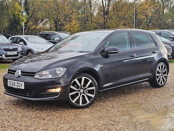 Used Volkswagen Golf 2016 for sale - 76432731: Photo