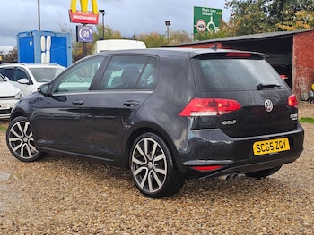 Used Volkswagen Golf 2016 for sale - 76432731: Photo