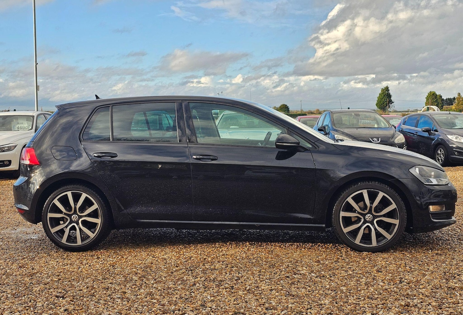 Used Volkswagen Golf 2016 for sale - 76432731: Photo 5