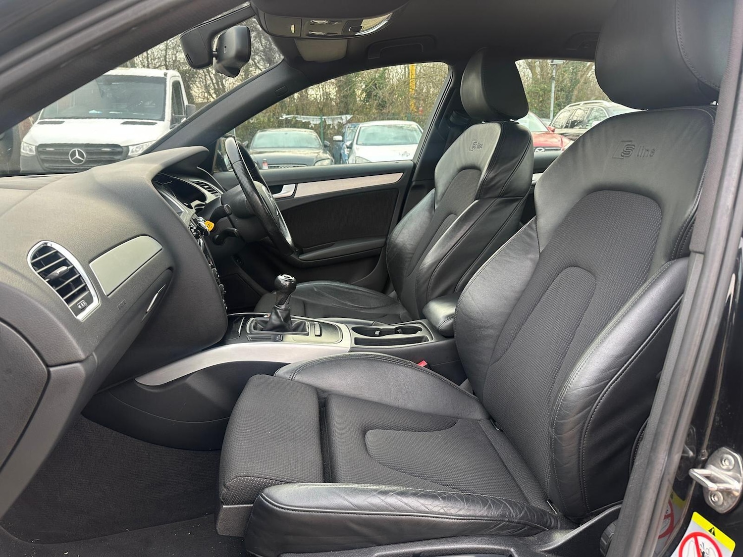 Used Audi A4 2010 for sale - 76991320: Photo 10