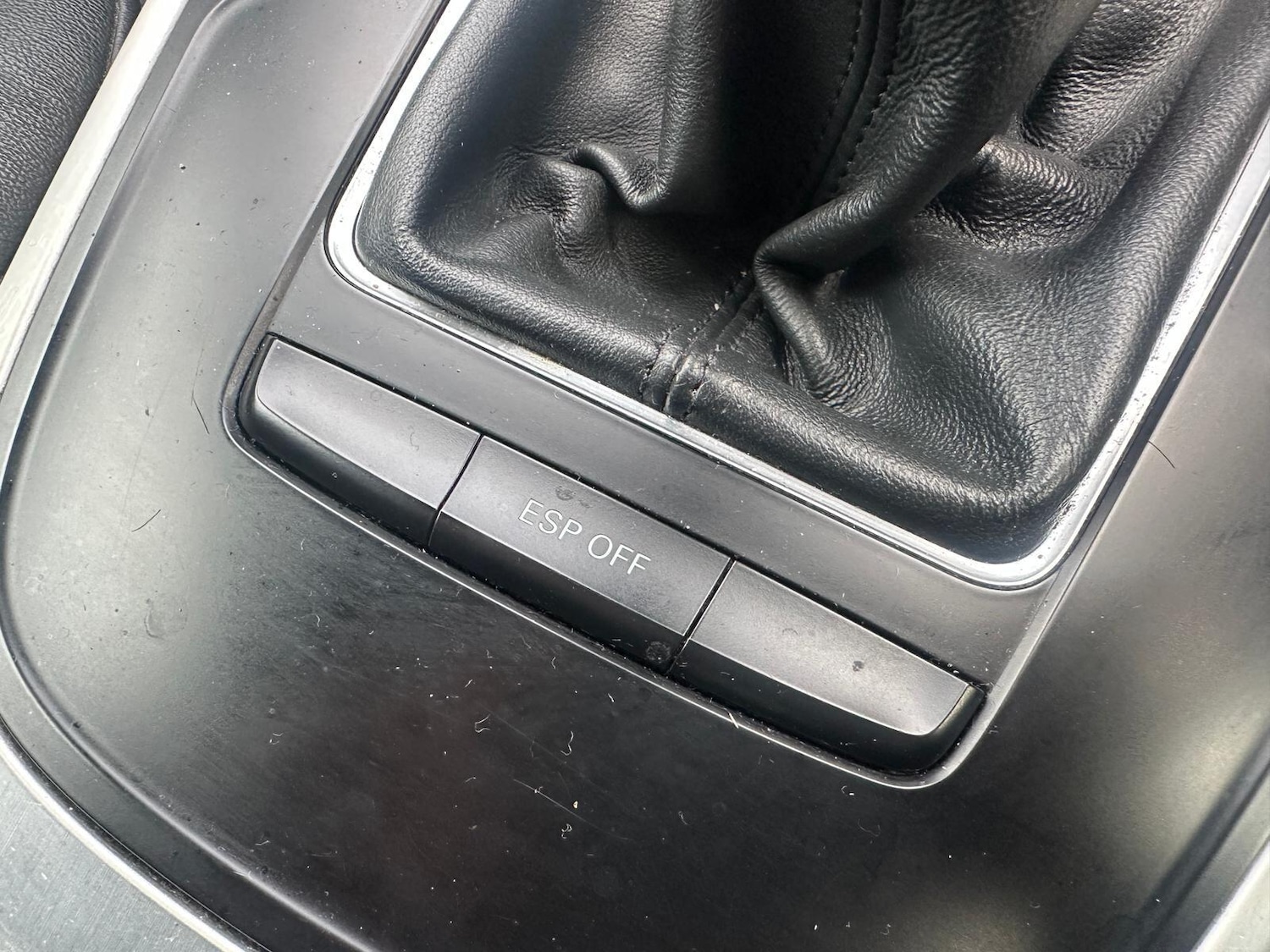 Used Audi A4 2010 for sale - 76991320: Photo 19