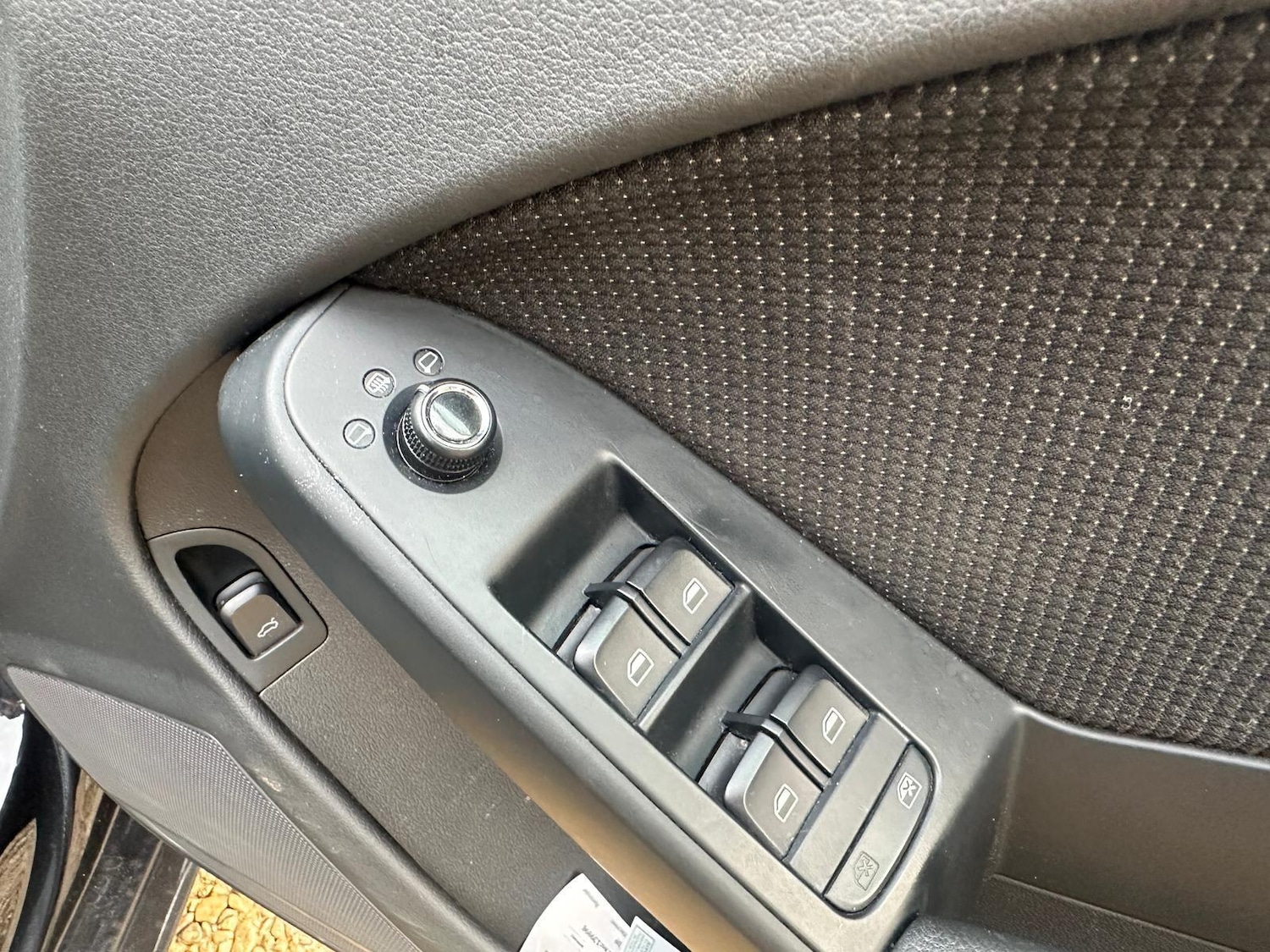 Used Audi A4 2010 for sale - 76991320: Photo 22