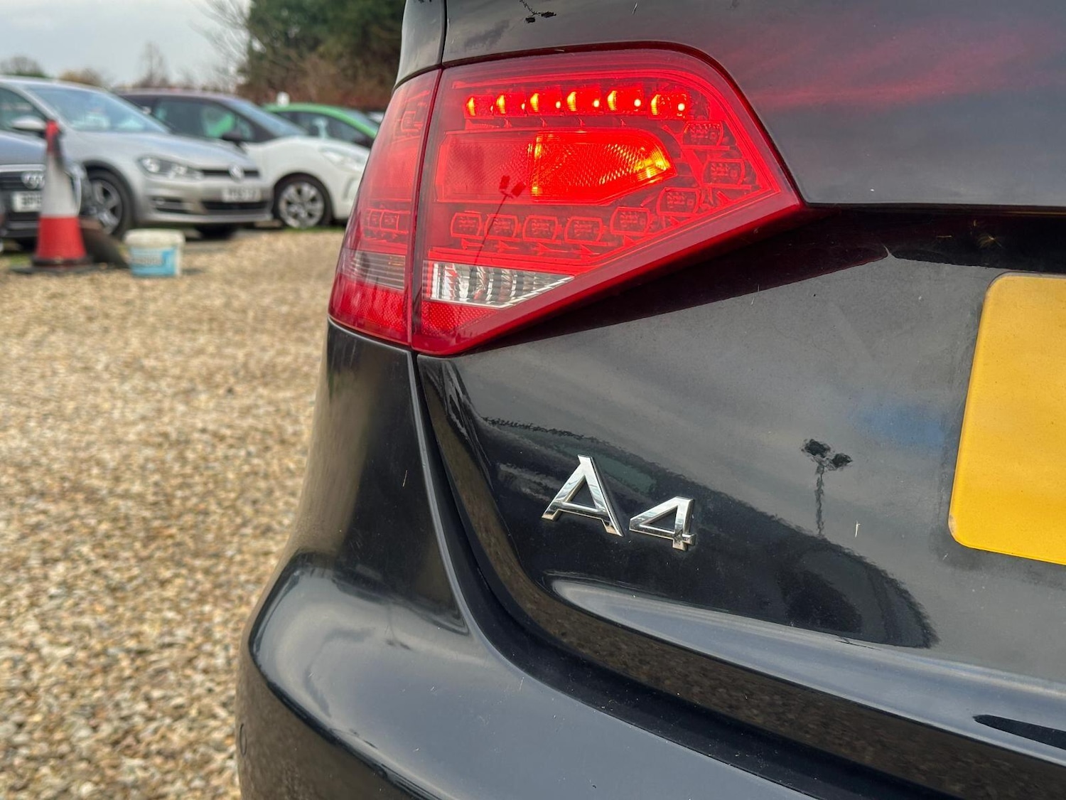 Used Audi A4 2010 for sale - 76991320: Photo 26