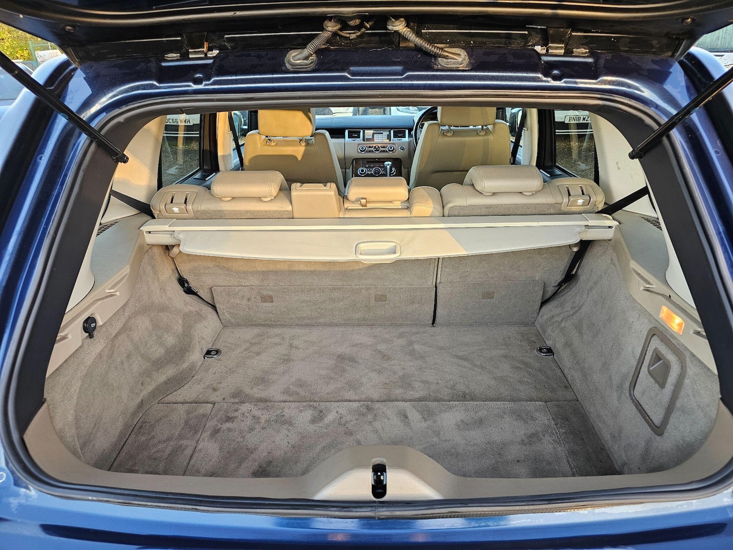 Used Land Rover Range Rover Sport 2011 for sale - 77081477: Photo 32