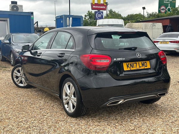 Used Mercedes-Benz A-Class 2017 for sale - 74762880: Photo 4