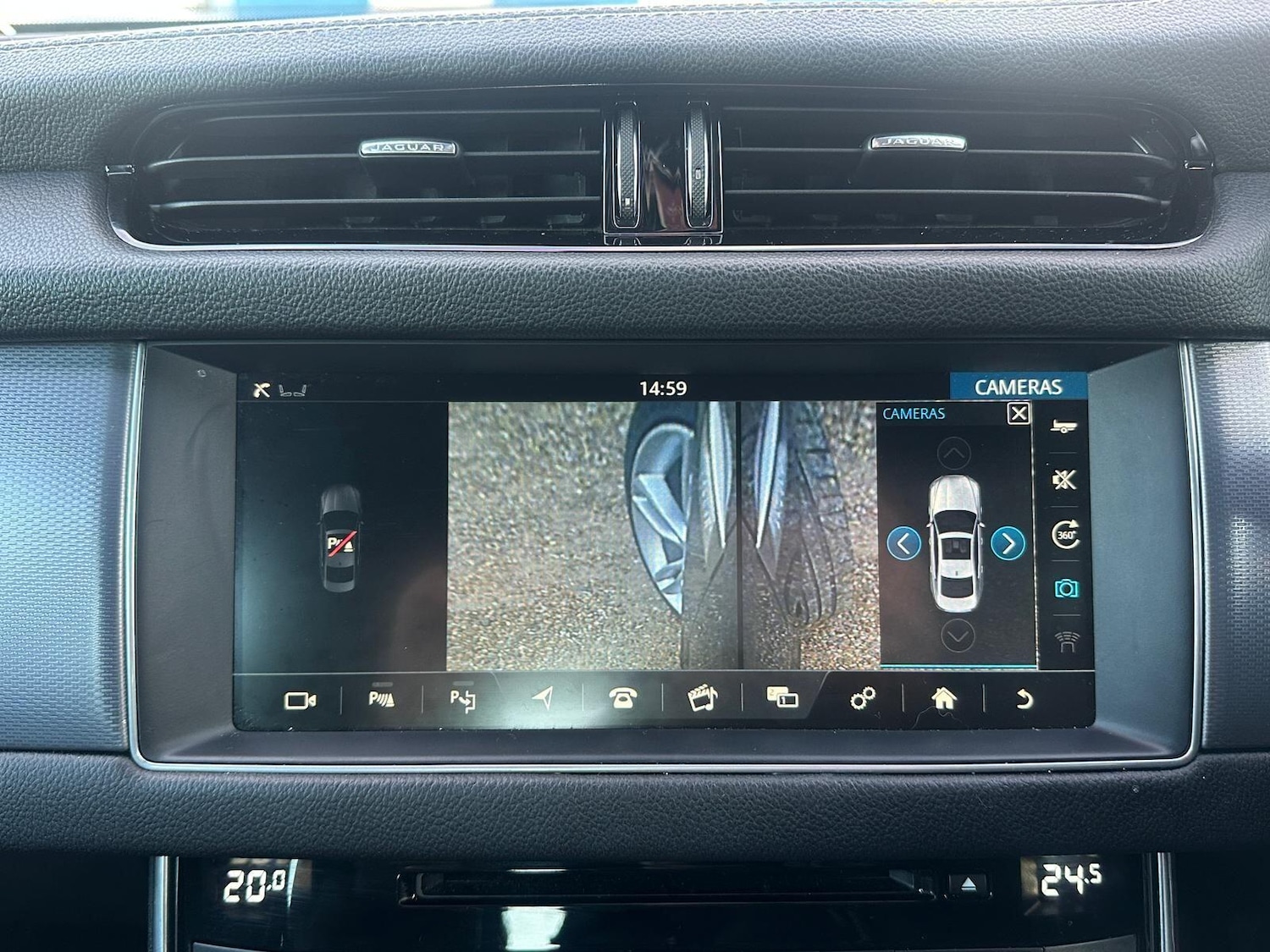 Used Jaguar XF 2017 for sale - 76765393: Photo 17