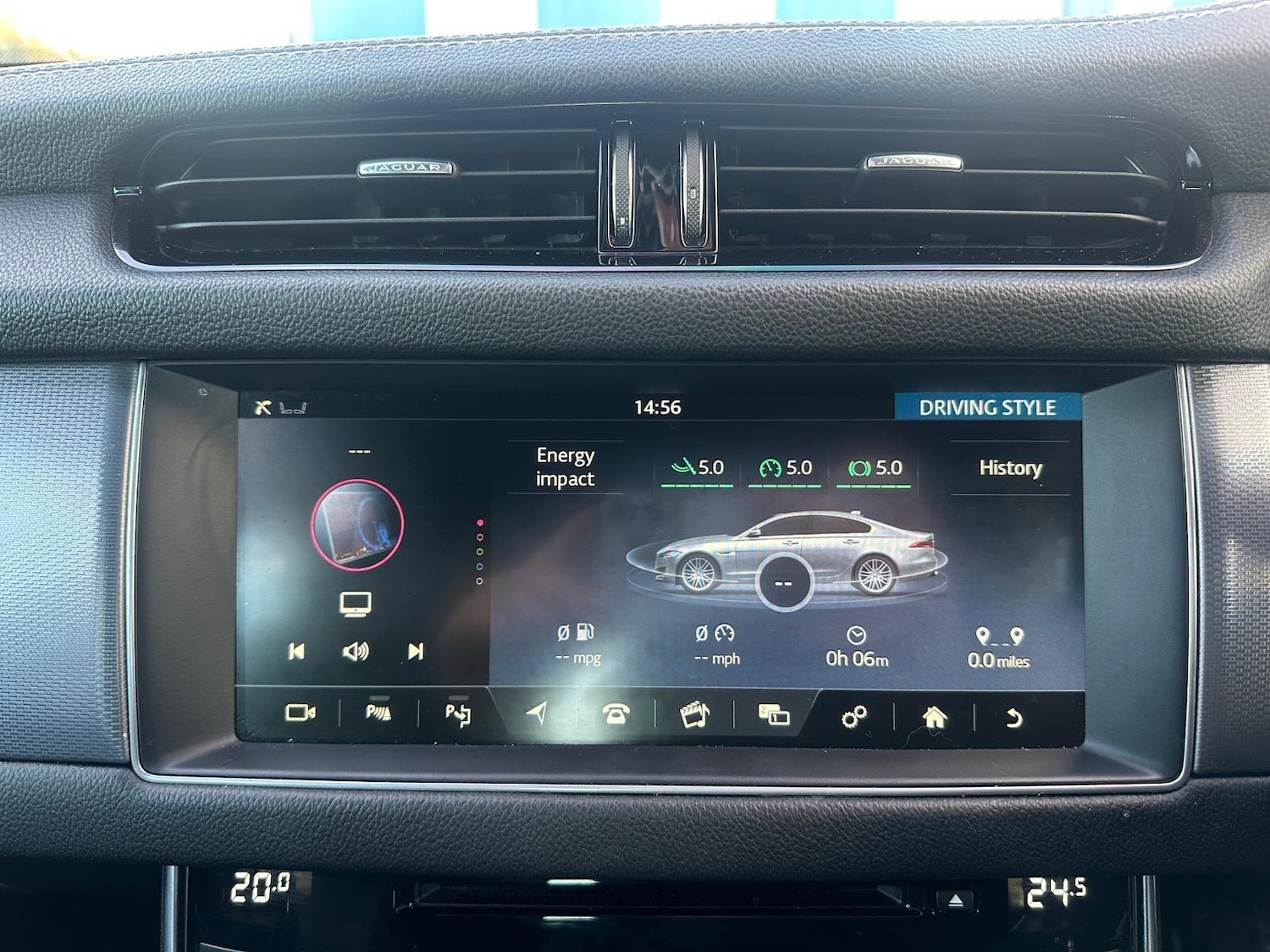 Used Jaguar XF 2017 for sale - 76765393: Photo 24