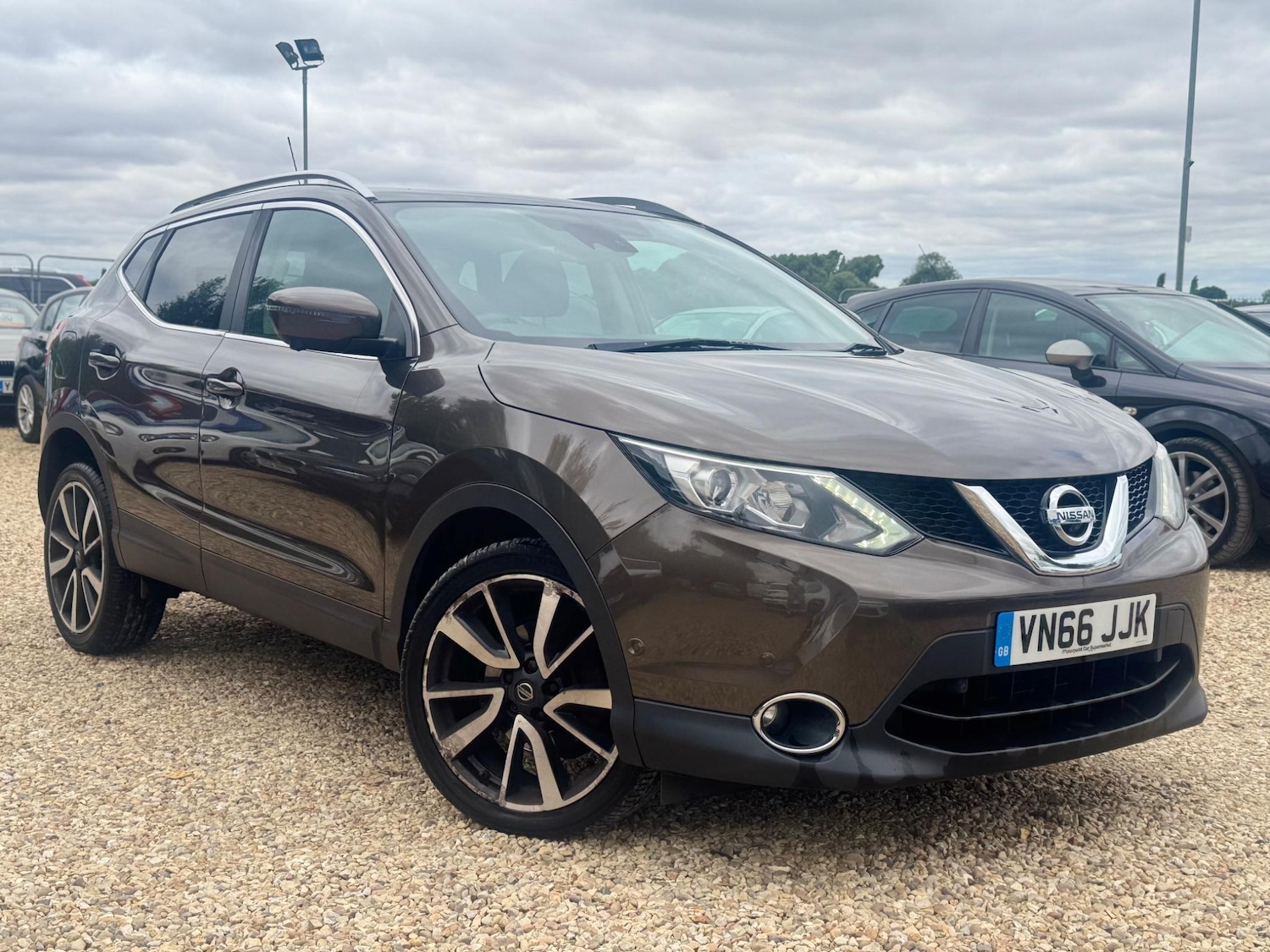 Used Nissan Qashqai 2016 for sale - 76987944: Photo 1