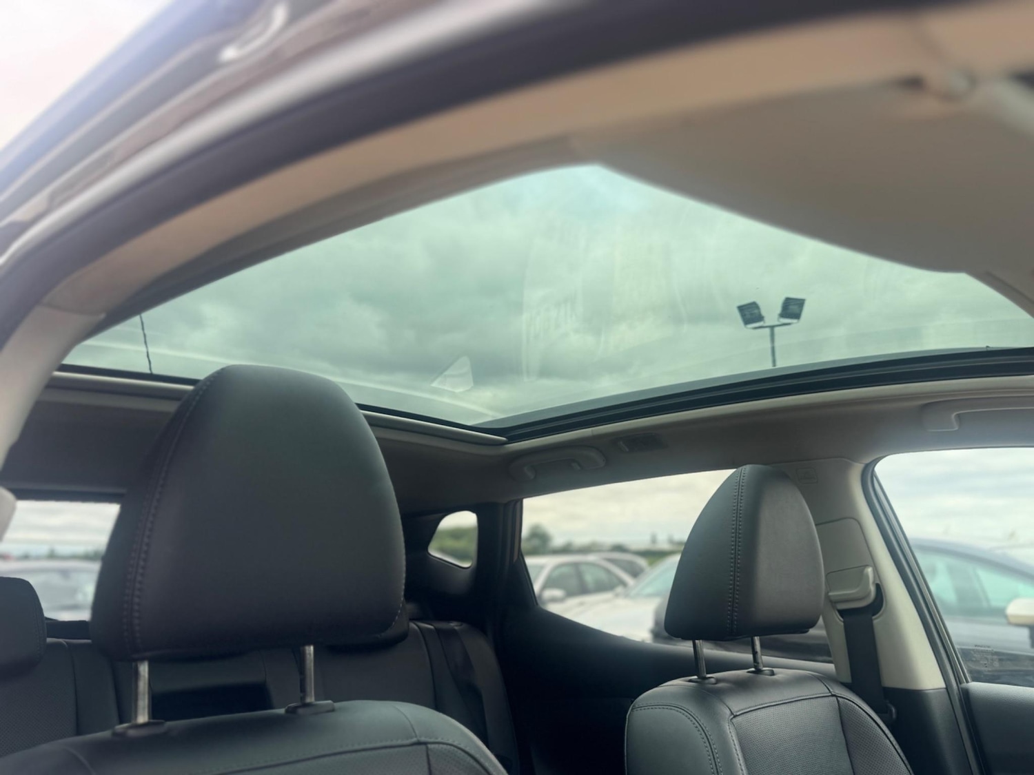 Used Nissan Qashqai 2016 for sale - 76987944: Photo 11