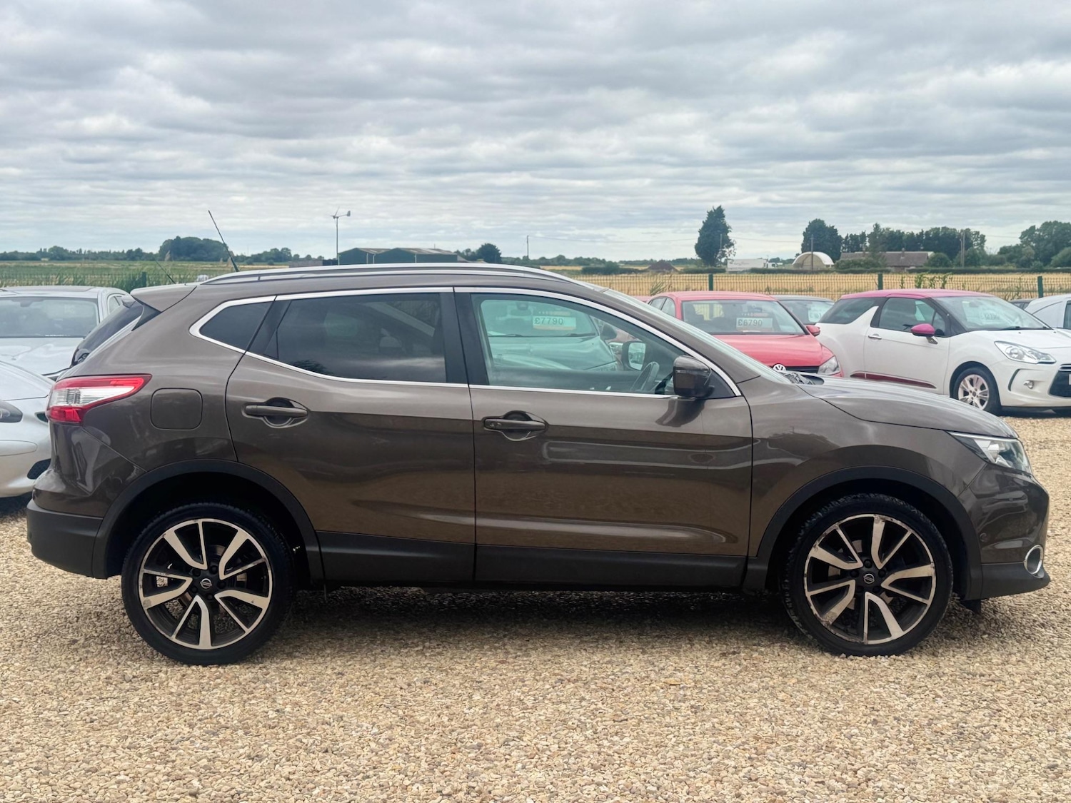 Used Nissan Qashqai 2016 for sale - 76987944: Photo 5