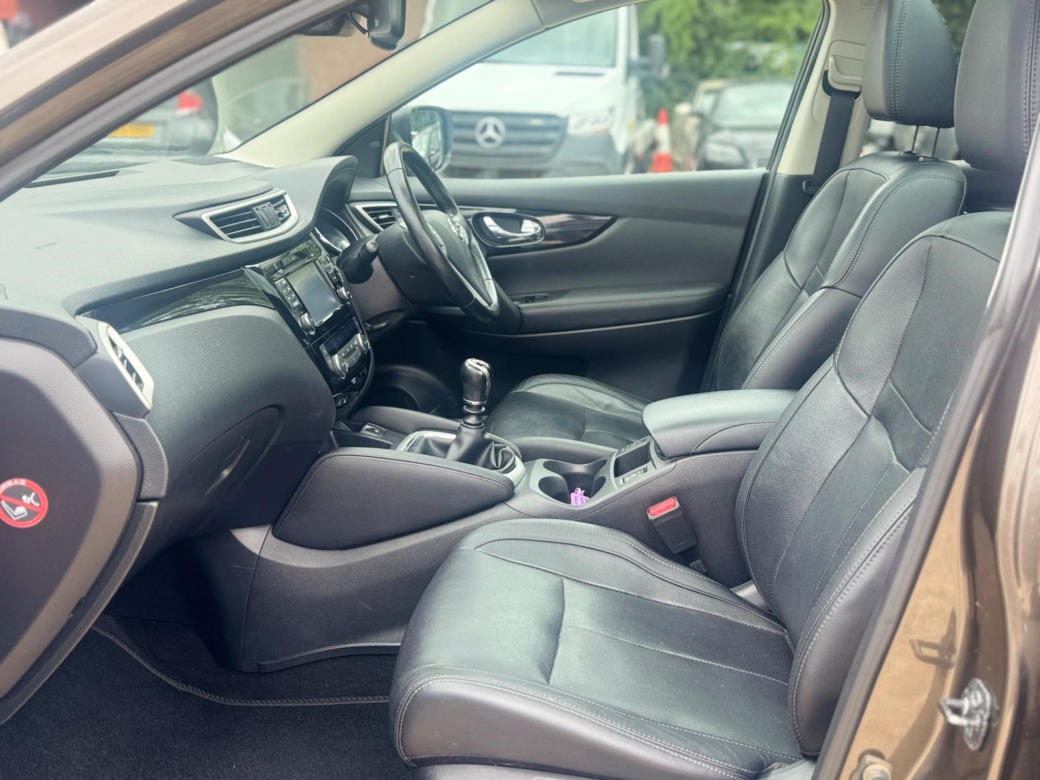 Used Nissan Qashqai 2016 for sale - 76987944: Photo 8