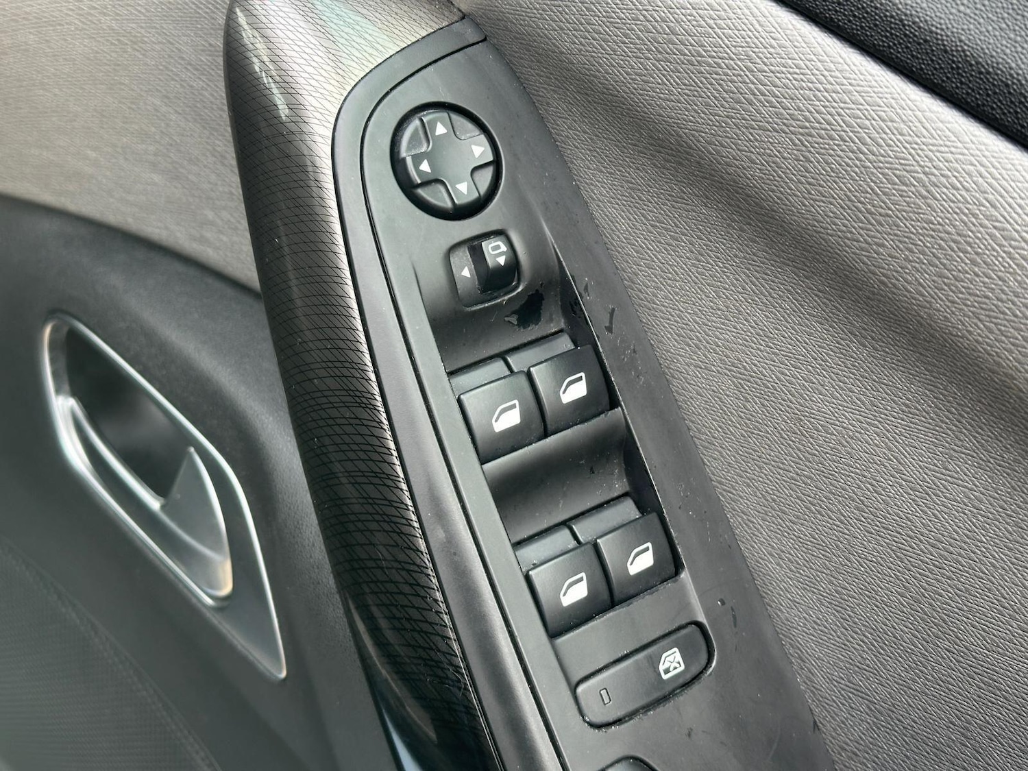 Used Citroen Grand C4 Picasso 2015 for sale - 77320822: Photo 30