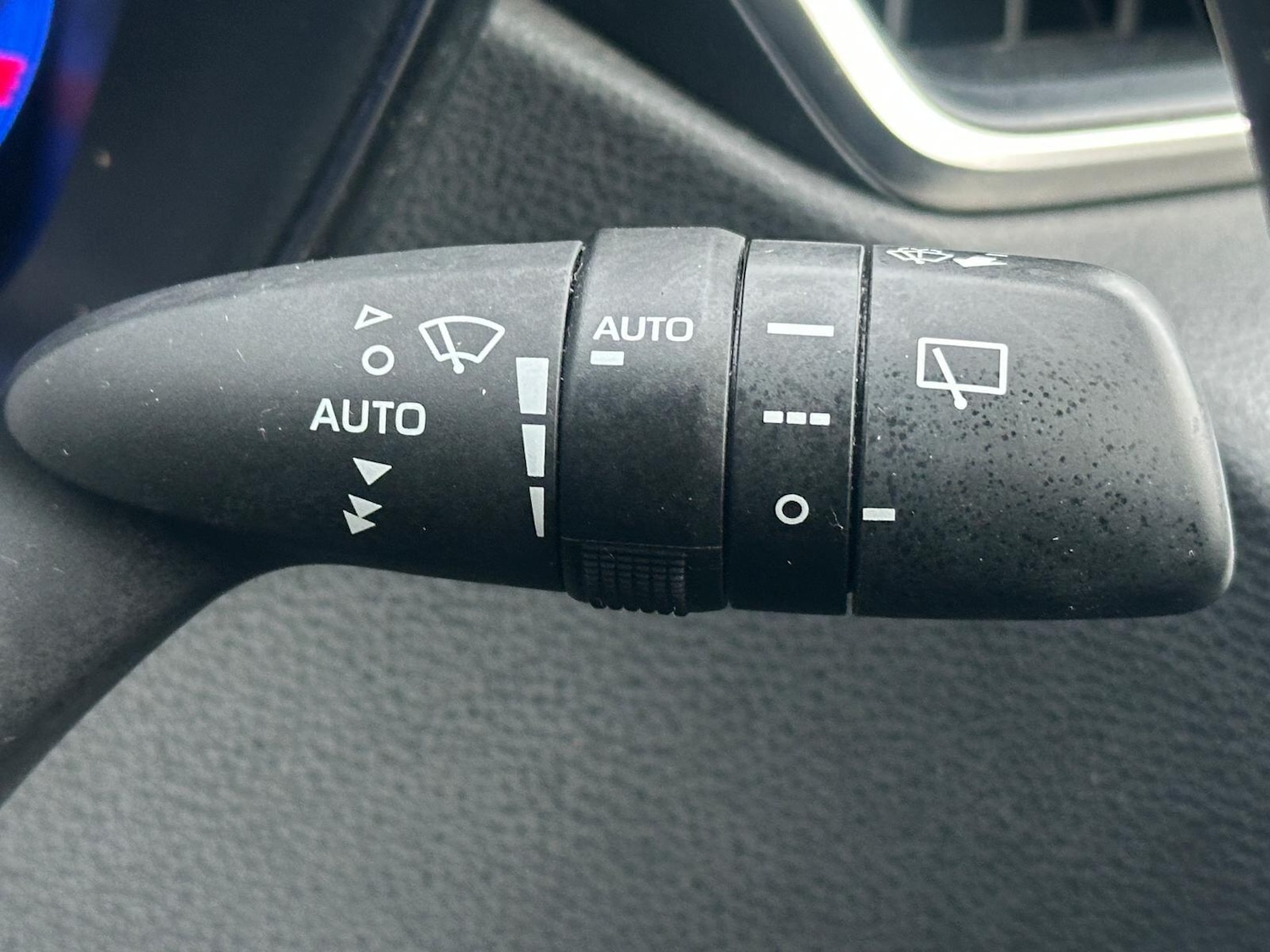 Used Toyota Corolla 2019 for sale - 77144650: Photo 33