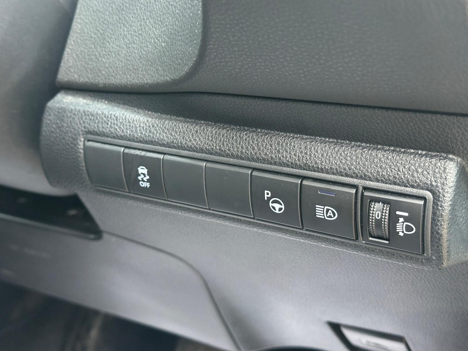 Used Toyota Corolla 2019 for sale - 77144650: Photo 34