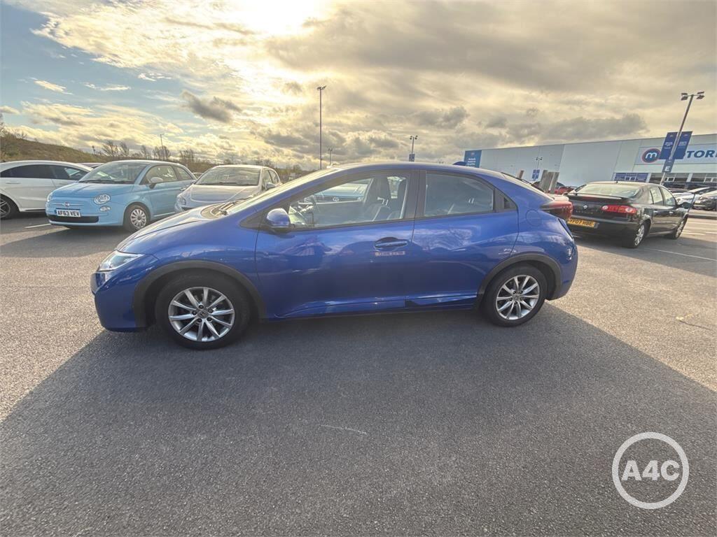 Used Honda Civic 2015 for sale - 78018845: Photo 3