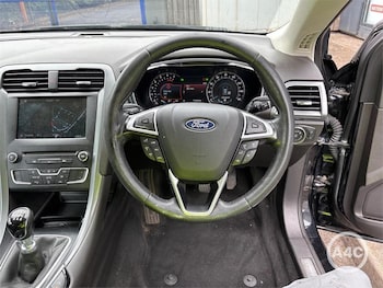 Used Ford Mondeo 2017 for sale - 78934154: Photo