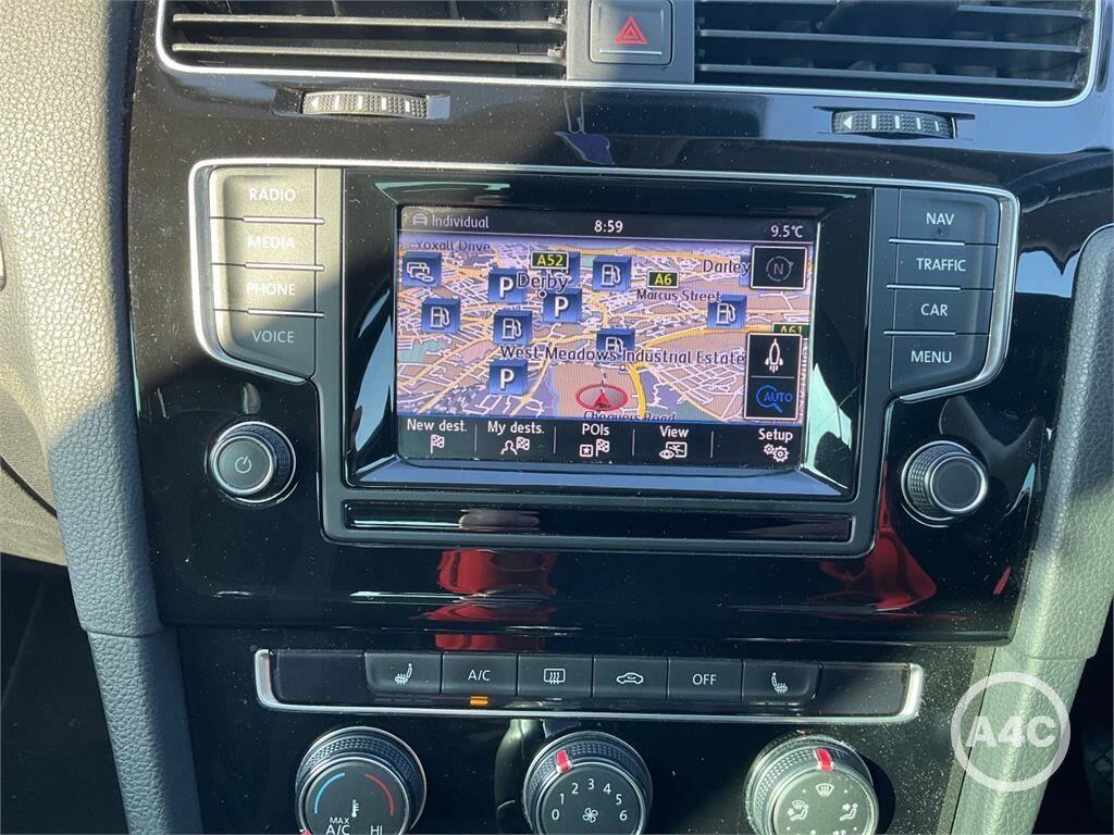 Used Volkswagen Golf 2014 for sale - 77970184: Photo 7