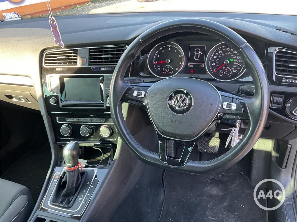 Used Volkswagen Golf 2014 for sale - 77970184: Photo 9