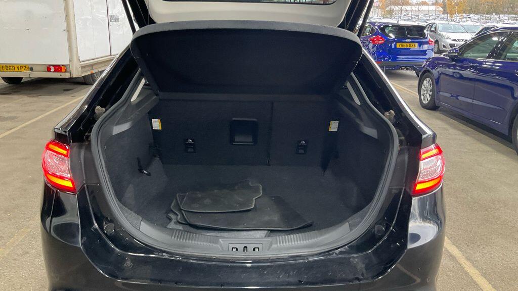 Used Ford Mondeo 2017 for sale - 76572810: Photo 11