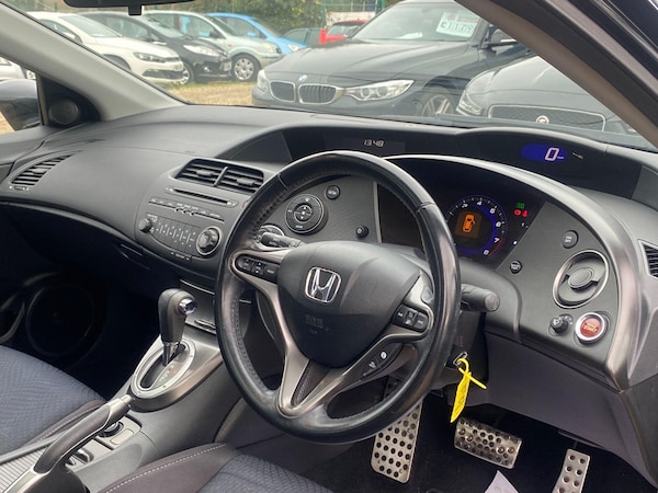 Used Honda Civic 2010 for sale - 73944824: Photo 5