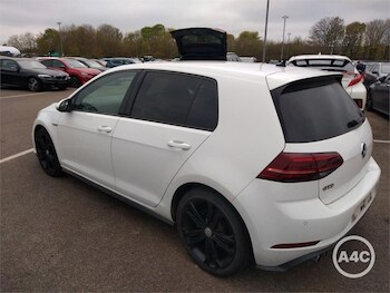 Used Volkswagen Golf 2018 for sale - 74453986: Photo