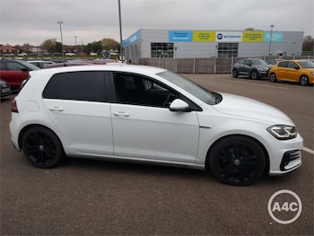 Used Volkswagen Golf 2018 for sale - 74453986: Photo