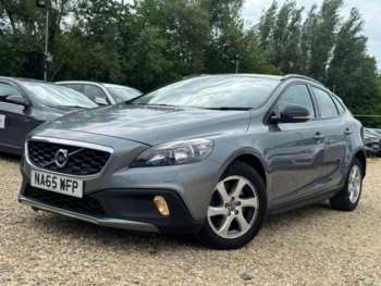 Used Volvo V40 Cross Country 2015 for sale - 74921400: Photo