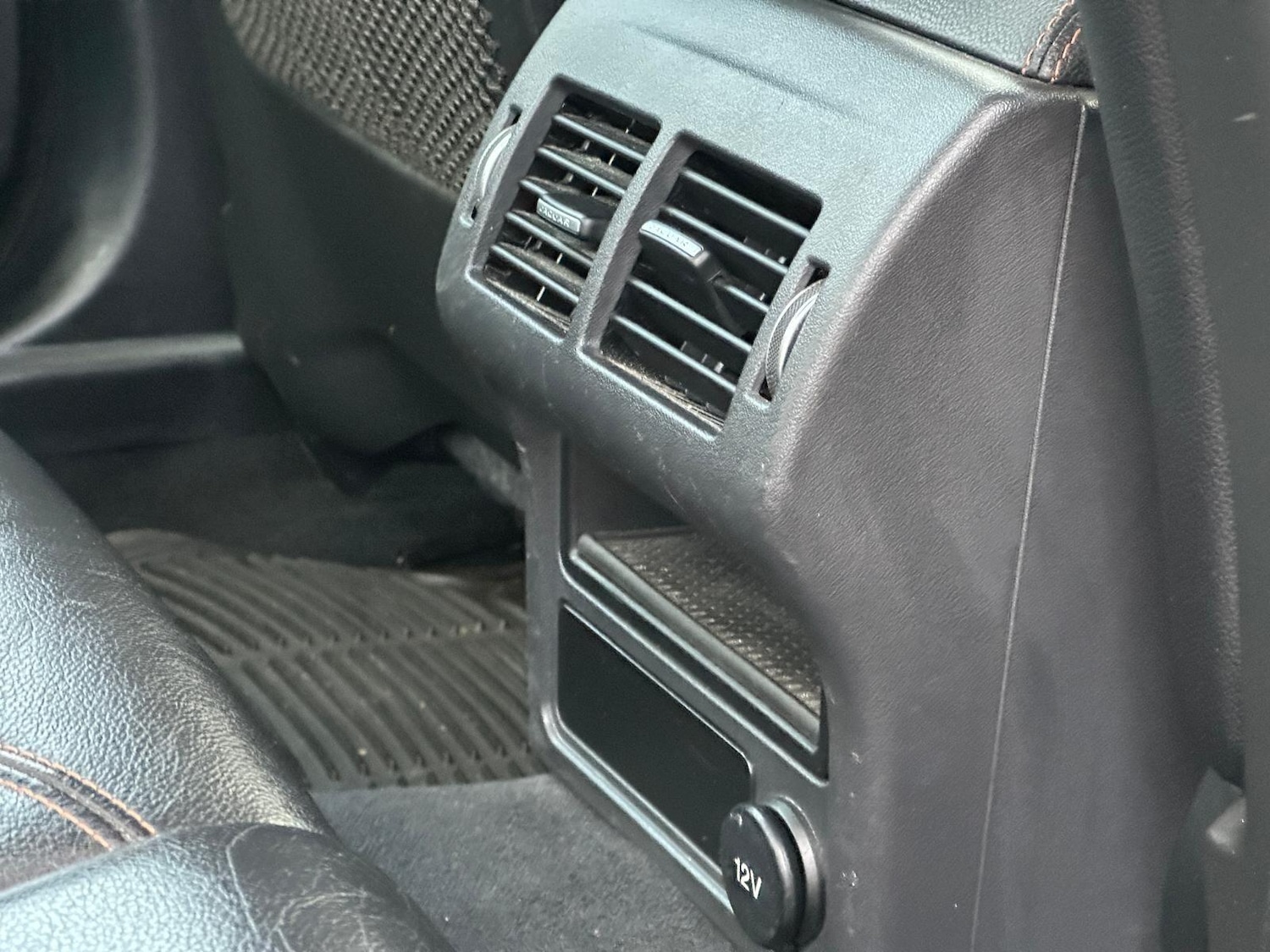 Used Jaguar XE 2016 for sale - 77537879: Photo 17